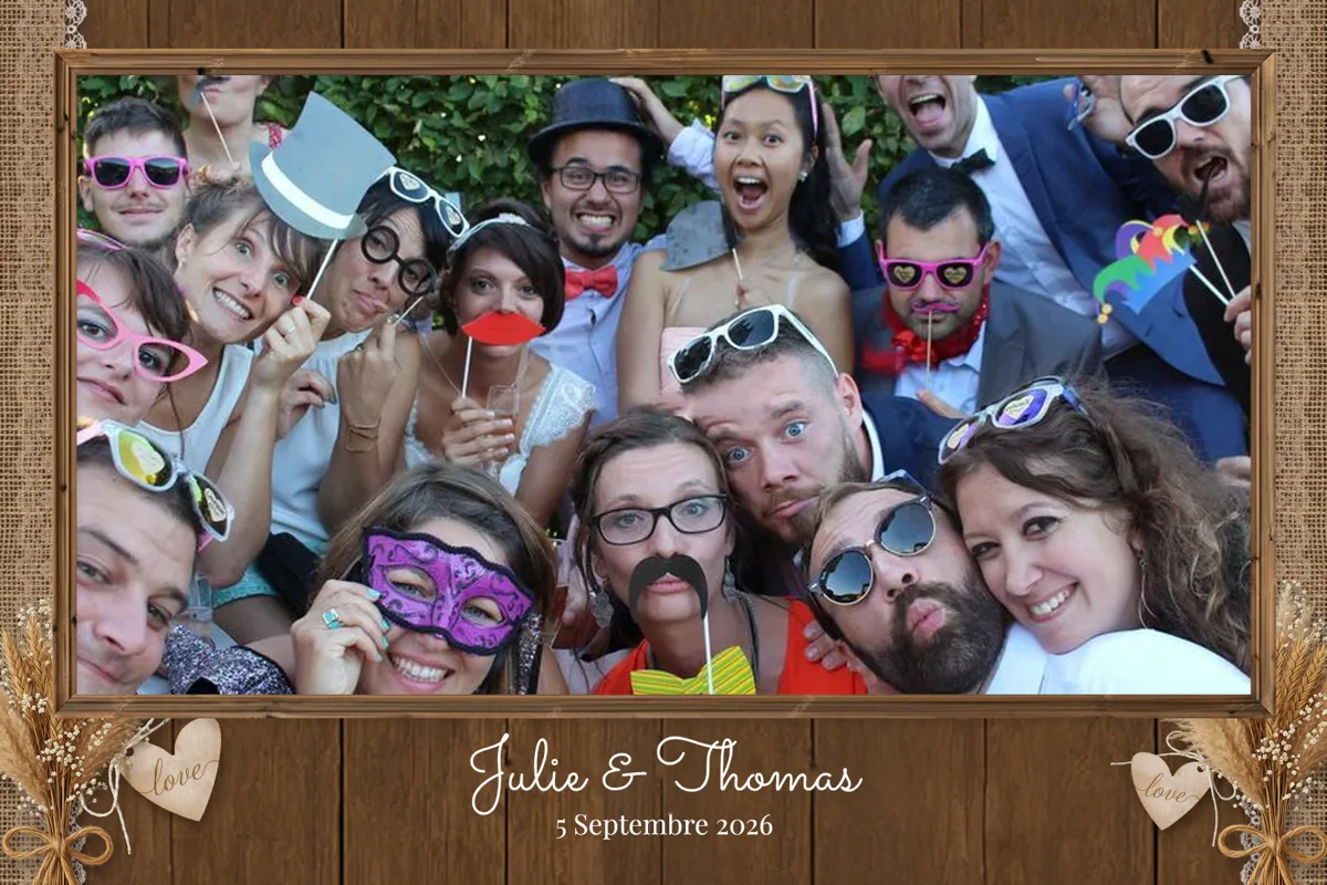 maquette photobooth format paysage personnalisée aux prénoms des mariés et à la date du mariage